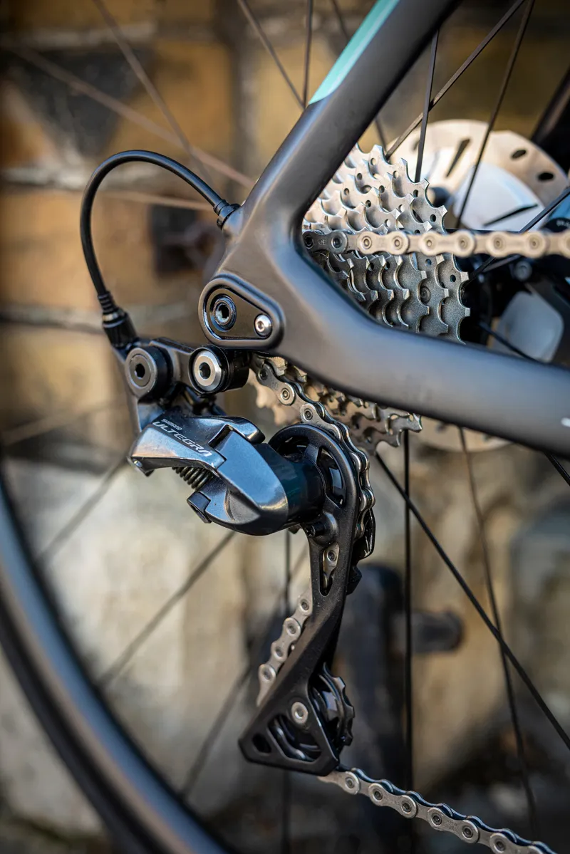 Bianchi Oltre XR4 Build with Shimano Ultegra R8000 and Vision 30 : 55cm-7